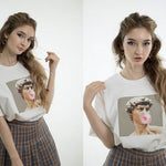 Short Sleeve Statue Bubble Gum Print T-shirt