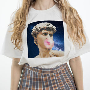 Short Sleeve Statue Bubble Gum Print T-shirt